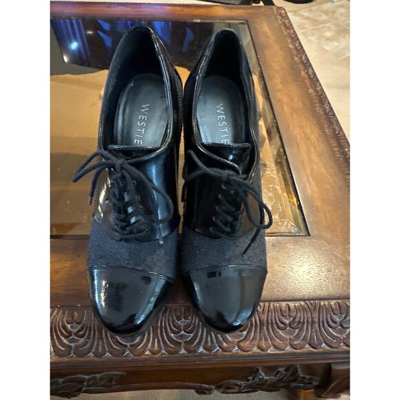 ⭐️ Women’s Nine West Heeled Wingtip Shoes. Size 7 - Picture 3 of 5